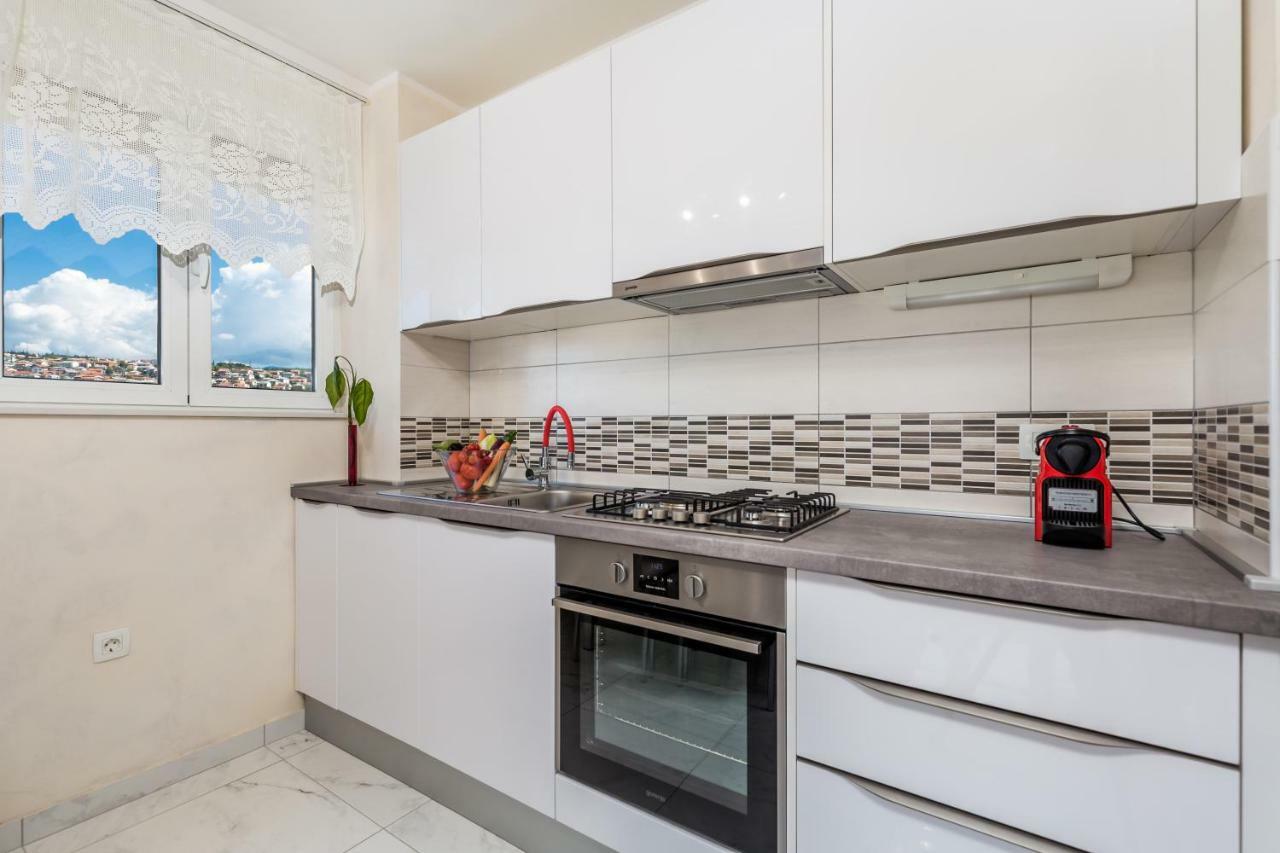 Orchidea Apartment ริเยกา ภายนอก รูปภาพ
